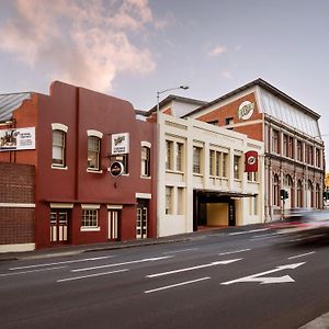 The Old Woolstore Apartment Hotel